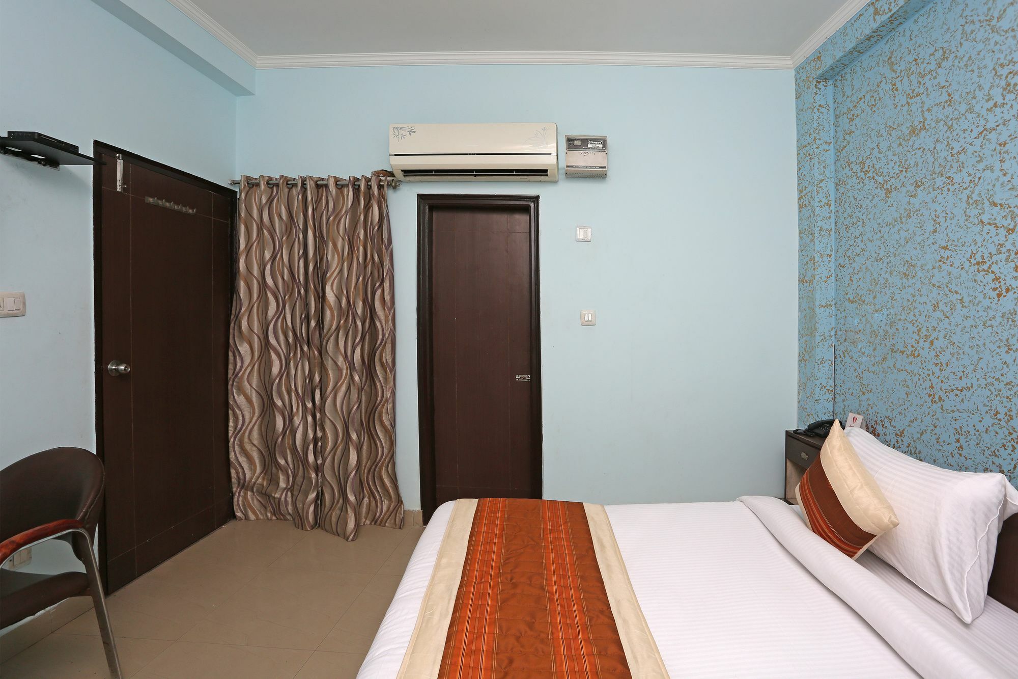 Hotel Aero Look New Delhi Exterior photo