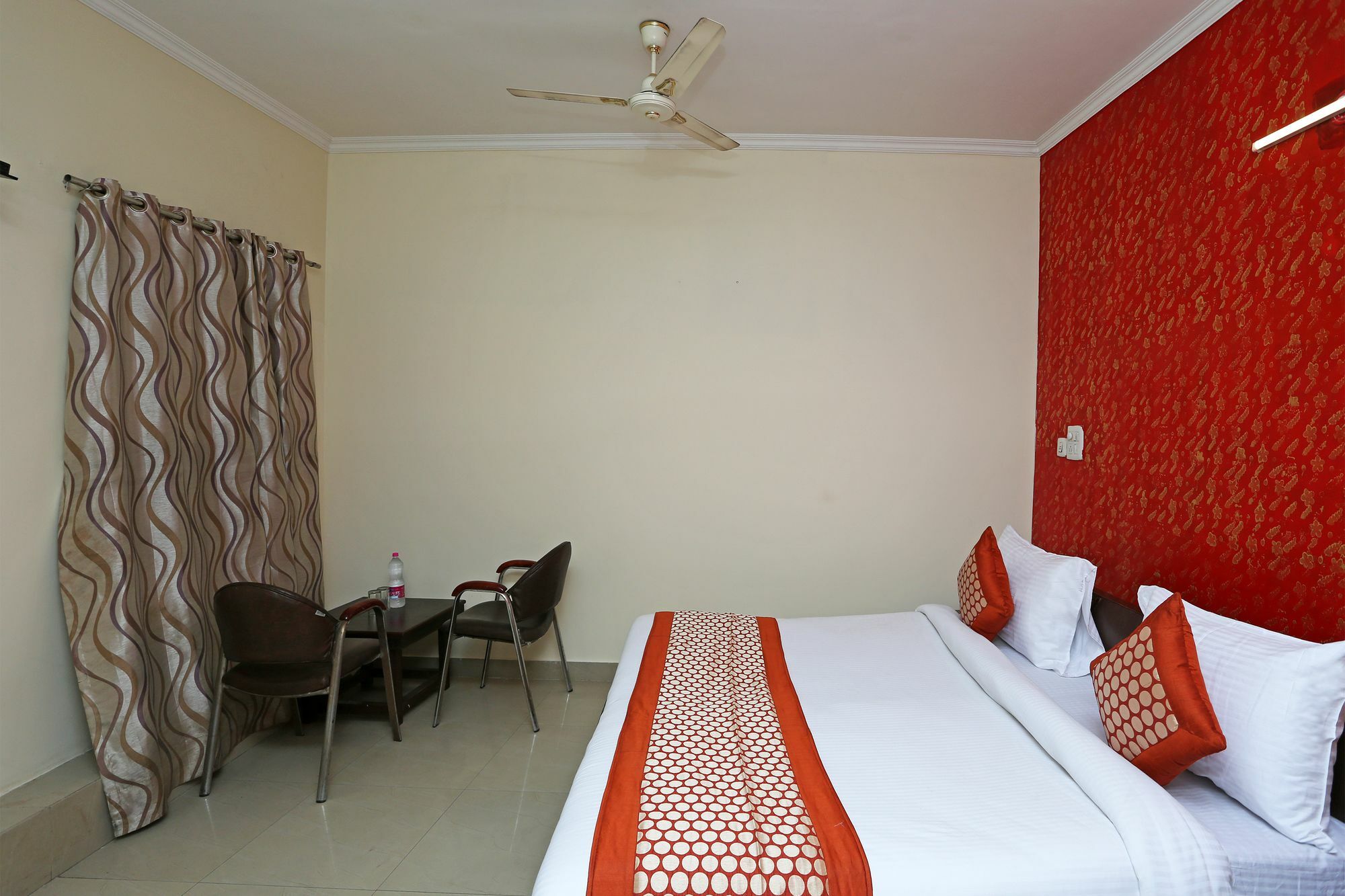 Hotel Aero Look New Delhi Exterior photo