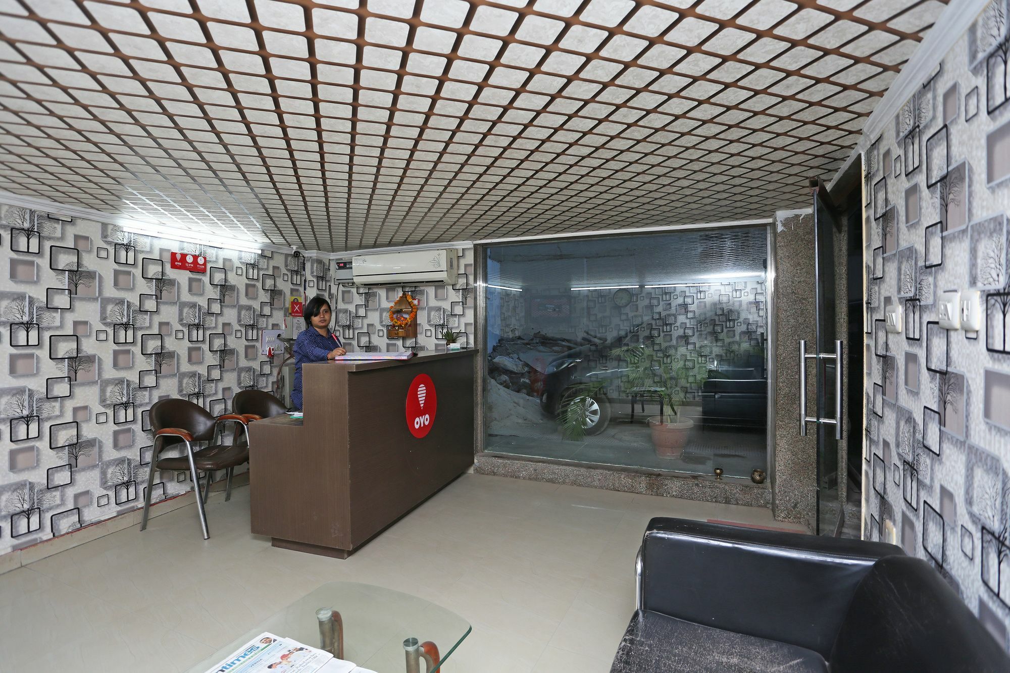 Hotel Aero Look New Delhi Exterior photo