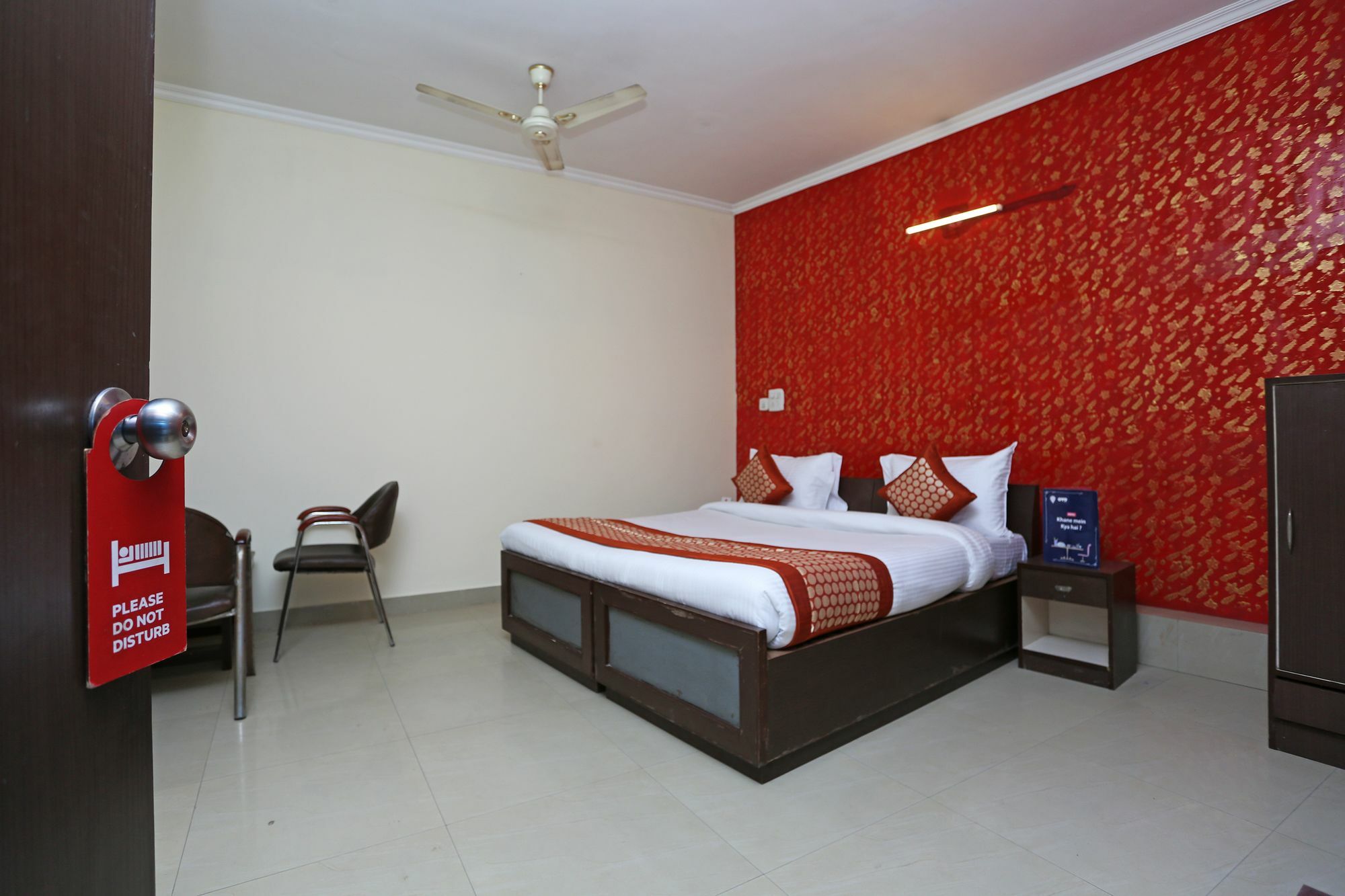 Hotel Aero Look New Delhi Exterior photo