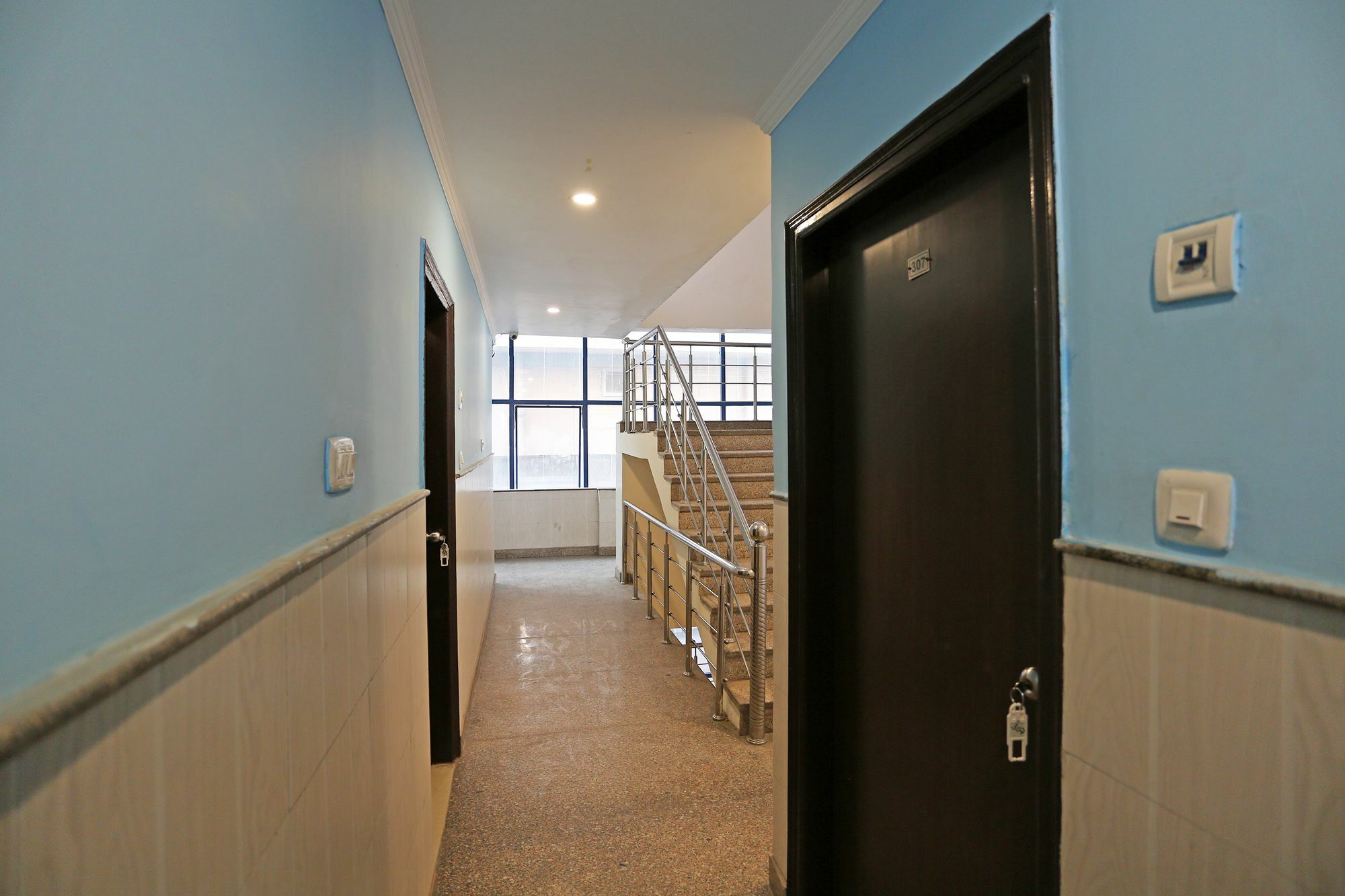 Hotel Aero Look New Delhi Exterior photo