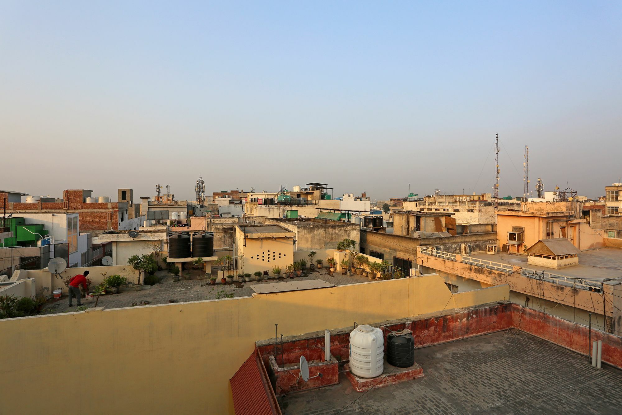 Hotel Aero Look New Delhi Exterior photo